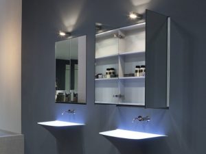 salle-bains-miroir-design-armoire